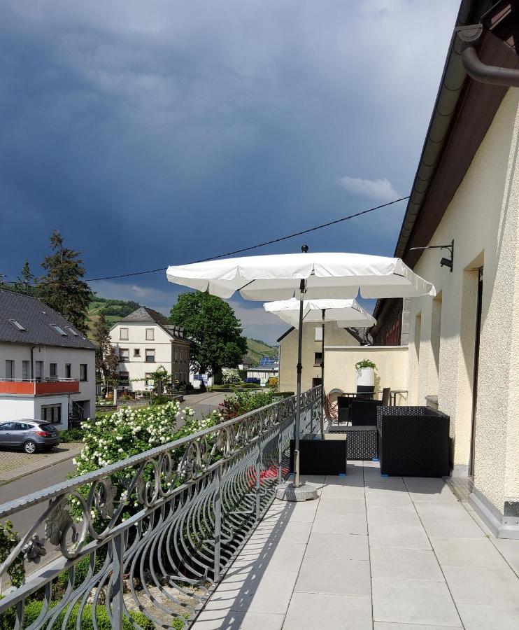 Gaestehaus Foehr Wintrich Bagian luar foto